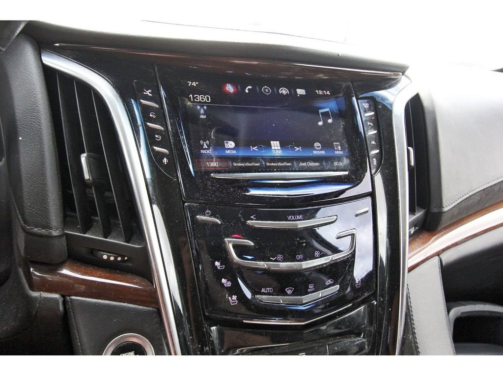 Used 2016 Cadillac Escalade Premium image 10