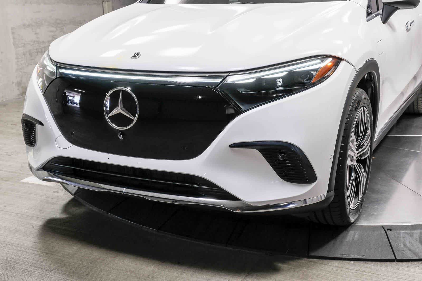 Certified 2023 Mercedes-Benz EQS 450+ SUV image 11