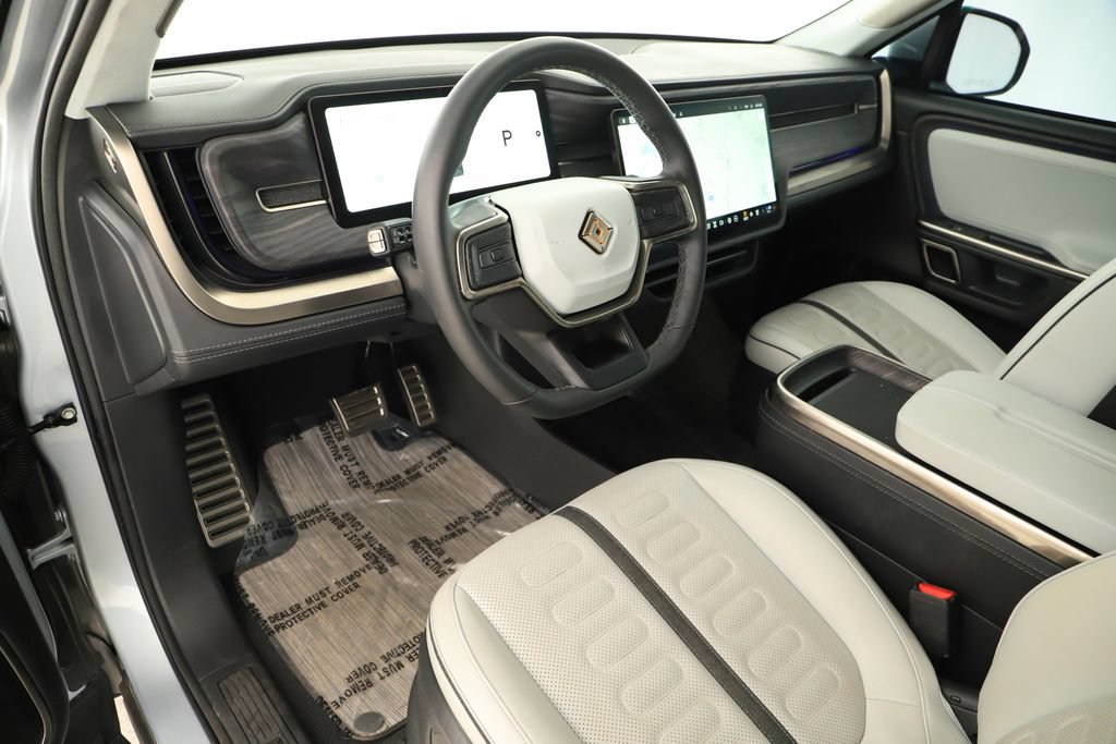 Used 2024 Rivian R1S Adventure AWD/4WD image 15