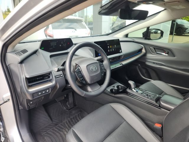 Used 2024 Toyota Prius XLE AWD/4WD image 15