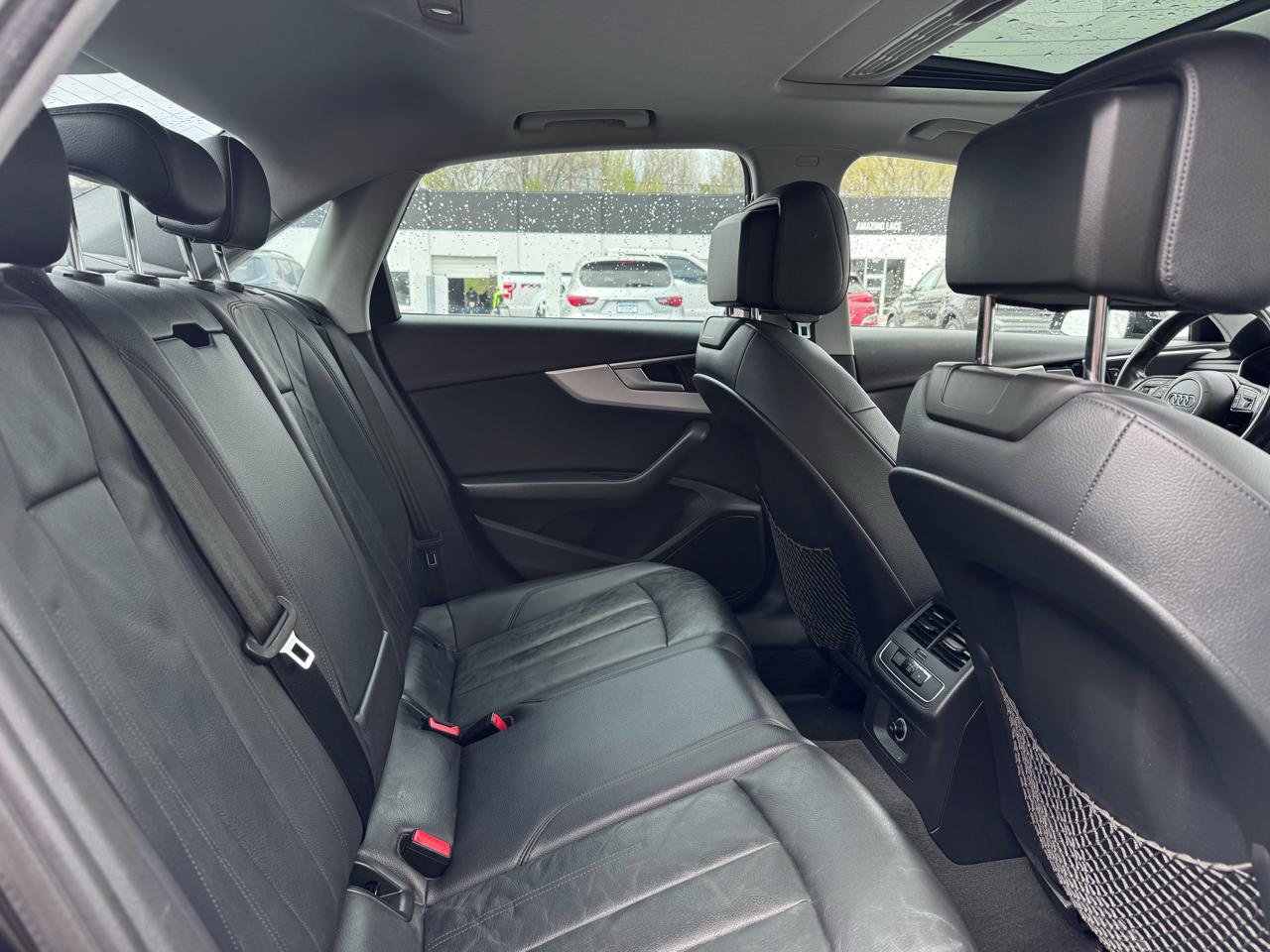 Used 2017 Audi A4 2.0T Premium image 11