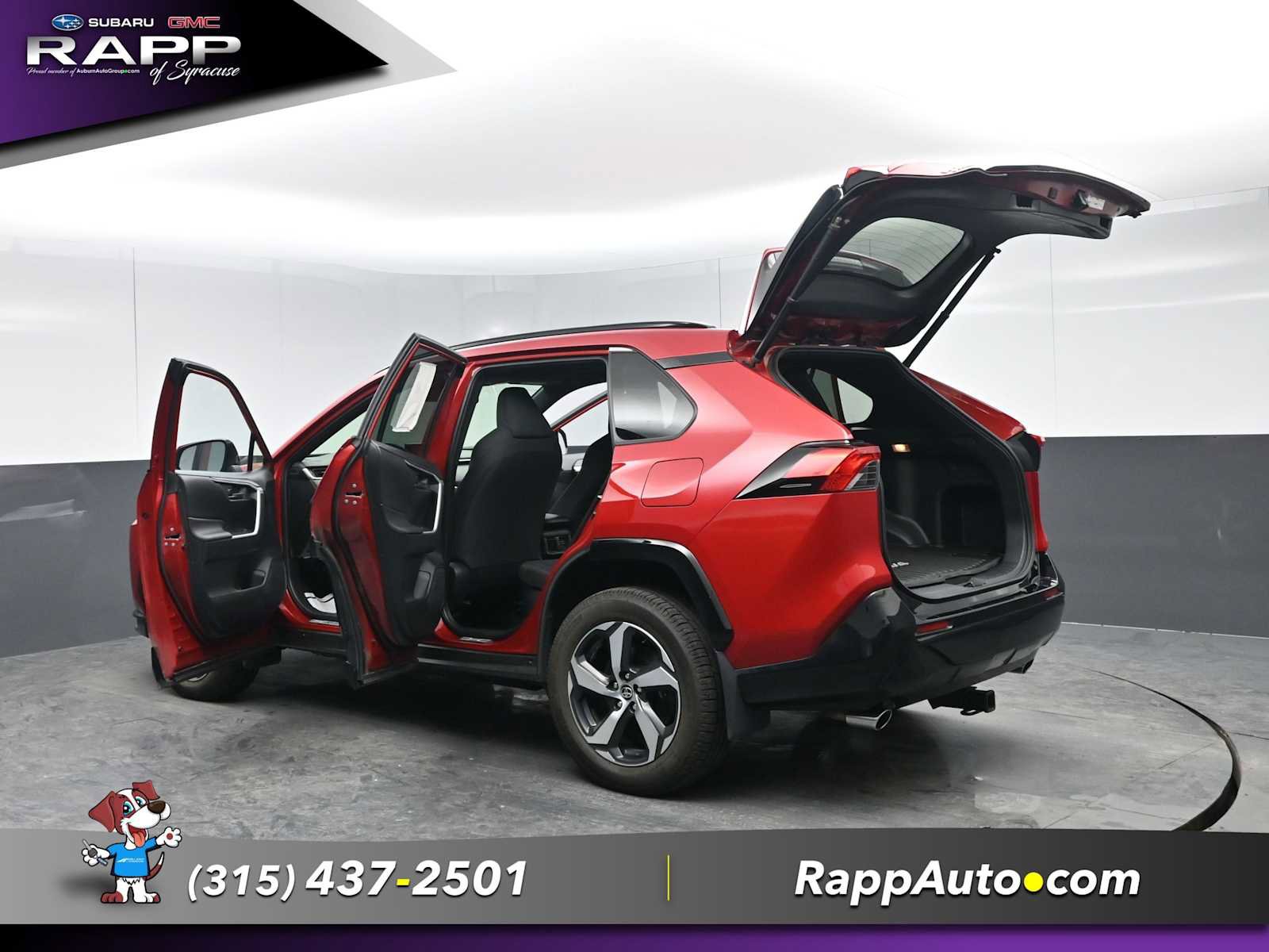 Used 2021 Toyota RAV4 SE w/ Weather & Moonroof Package image 37