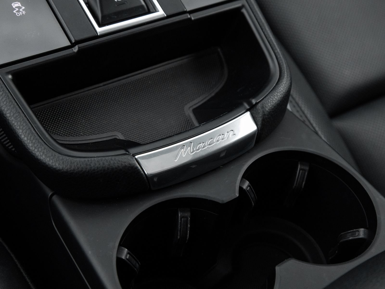 Certified 2023 Porsche Macan S AWD/4WD image 27