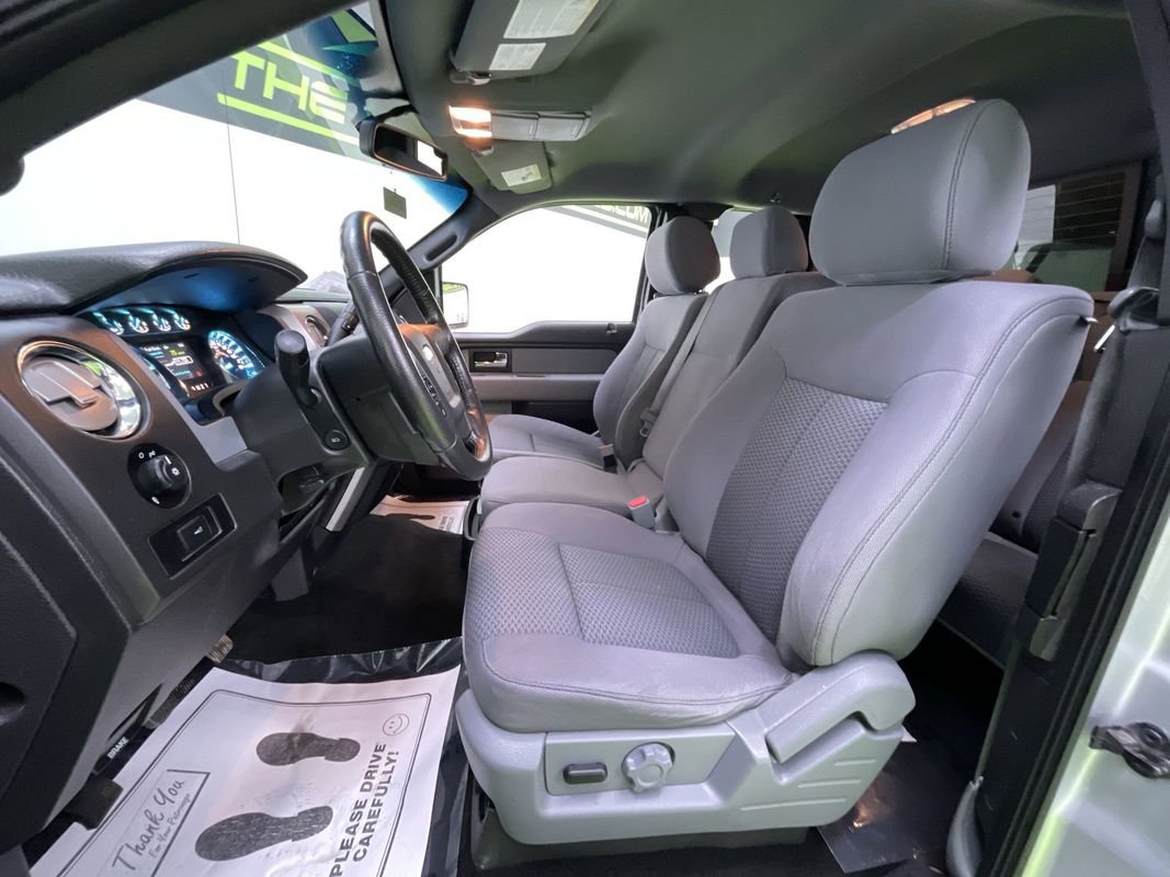 Used 2013 Ford F150 XLT w/ Luxury Equipment Group image 16
