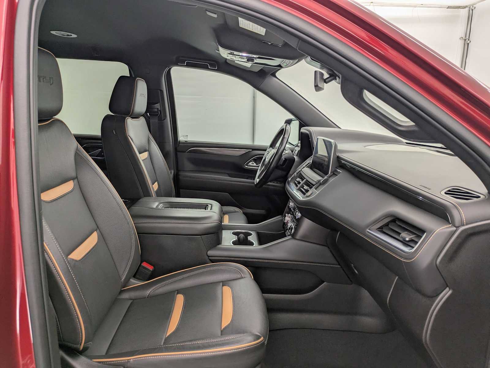 Used 2022 GMC Yukon AT4 AWD/4WD image 23