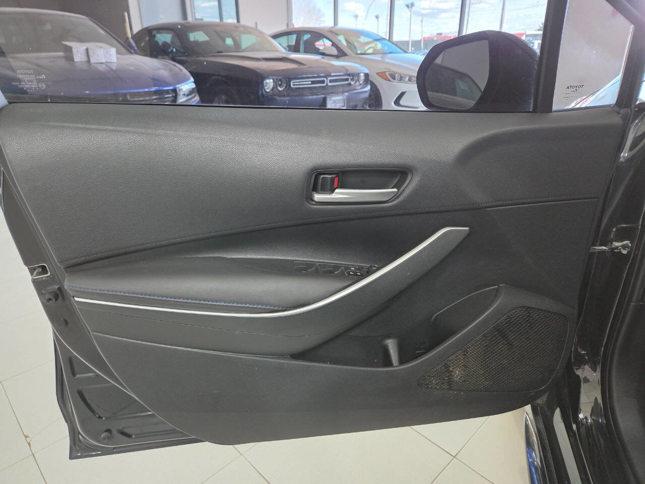 Used 2020 Toyota Corolla SE image 12