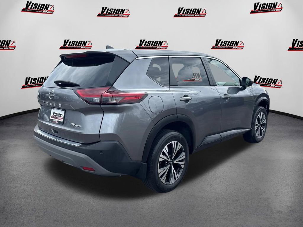 Used 2023 Nissan Rogue SV AWD/4WD image 5