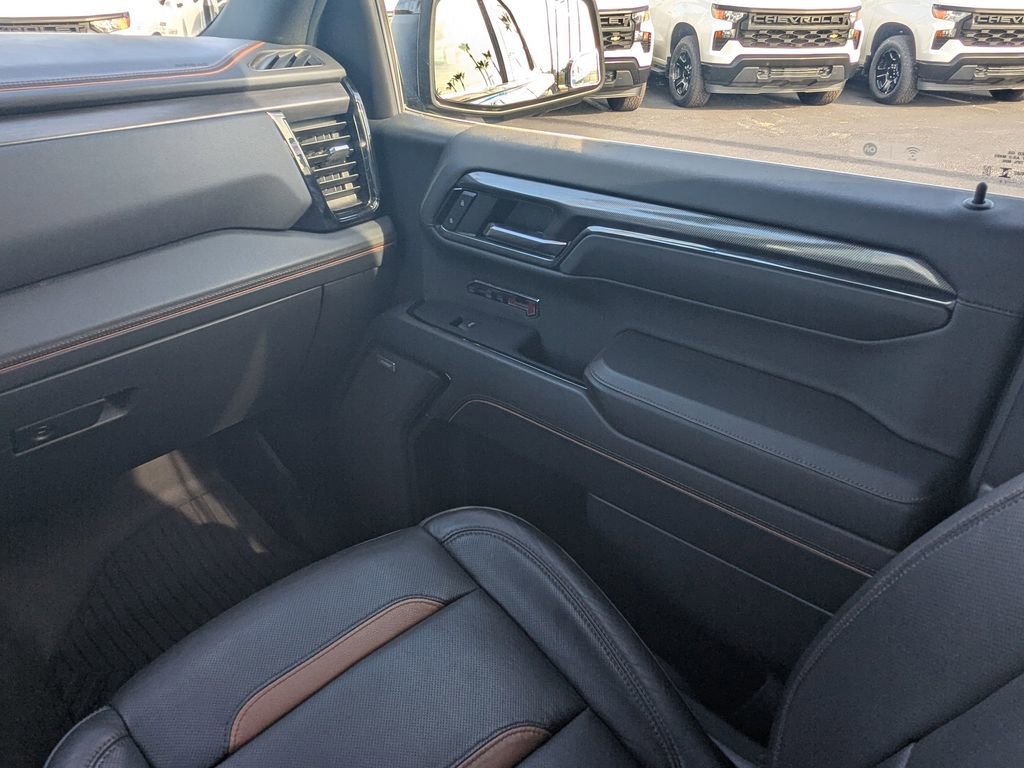 Used 2024 GMC Sierra 1500 AT4 w/ Technology Package image 19