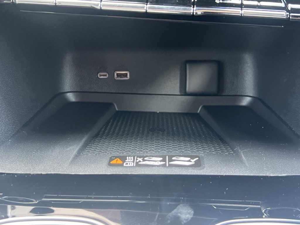 New 2025 Chevrolet Traverse LT image 24