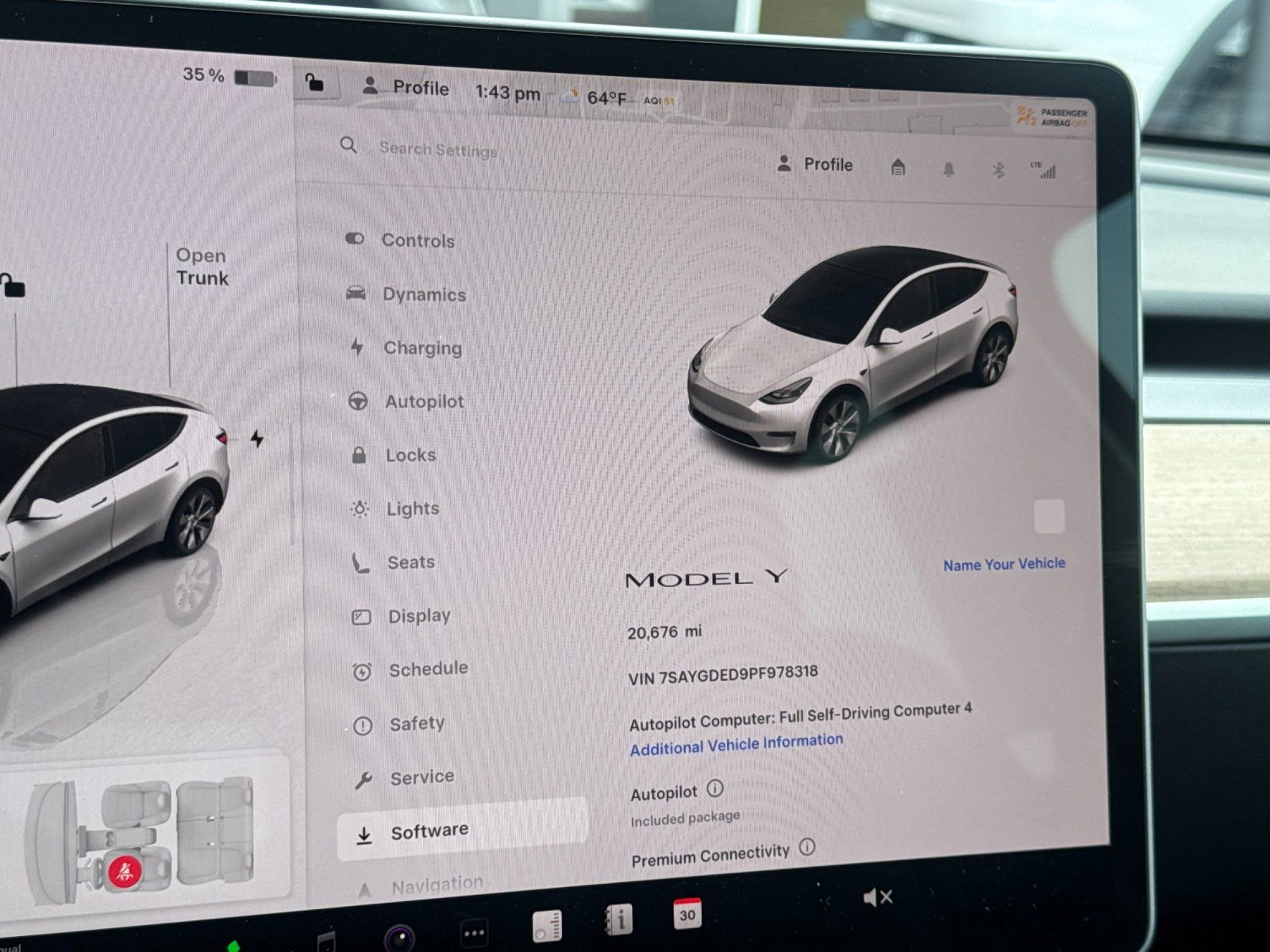 Used 2023 Tesla Model Y 2WD image 27