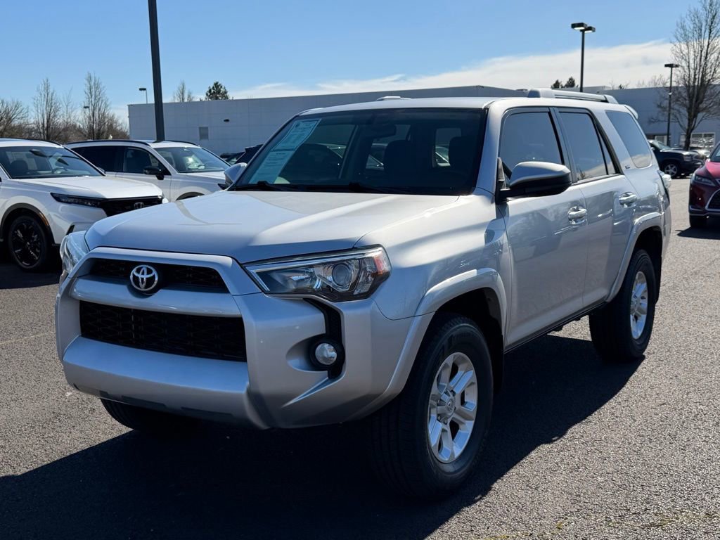 Used 2017 Toyota 4Runner SR5 image 4