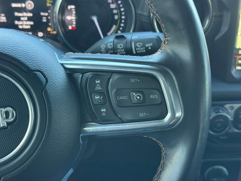 Used 2021 Jeep Wrangler Unlimited Sahara image 20