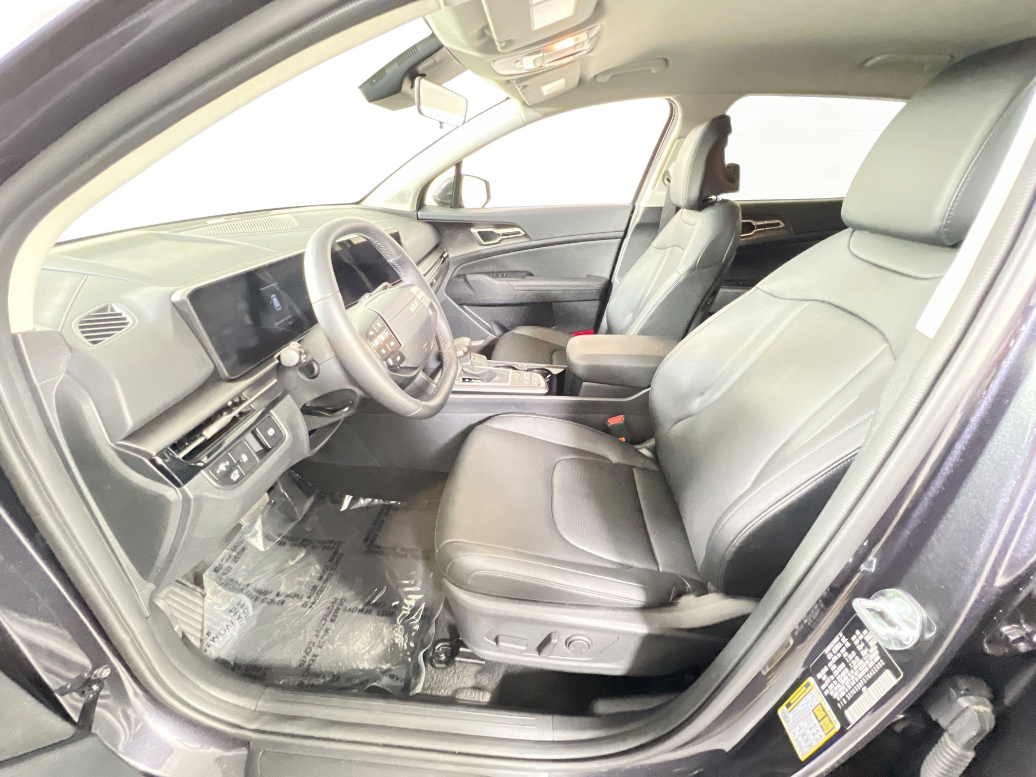 Used 2026 Kia Sportage EX FWD image 20