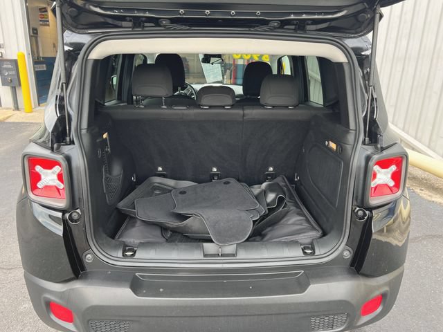 Used 2016 Jeep Renegade 75th Anniversary AWD/4WD image 9