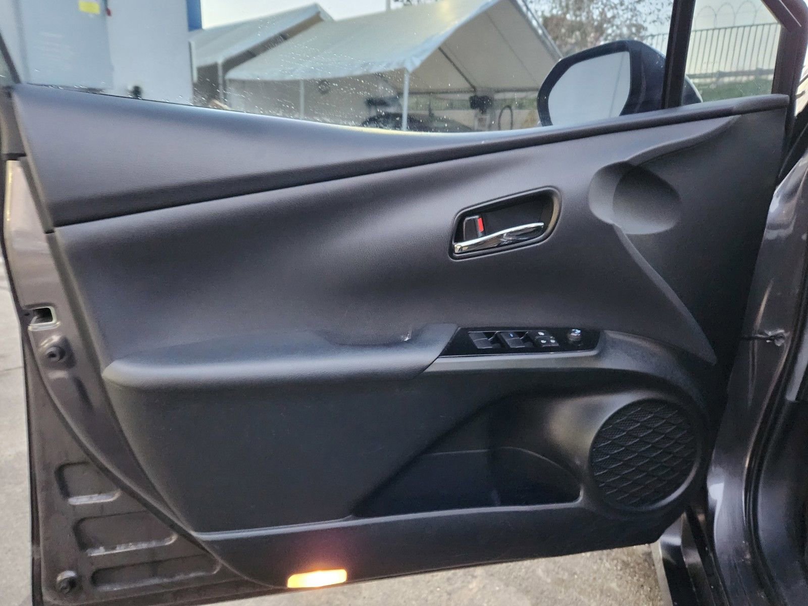 Used 2021 Toyota Prius Prime XLE image 15