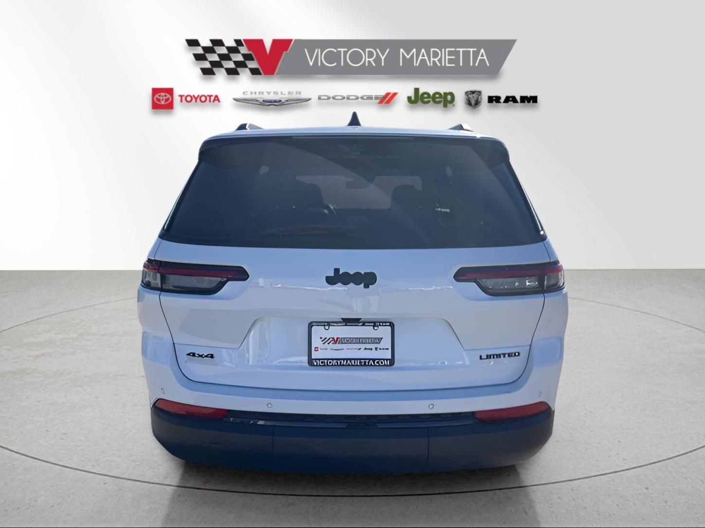 New 2025 Jeep Grand Cherokee L Limited w/ Luxury Tech Group II image 5