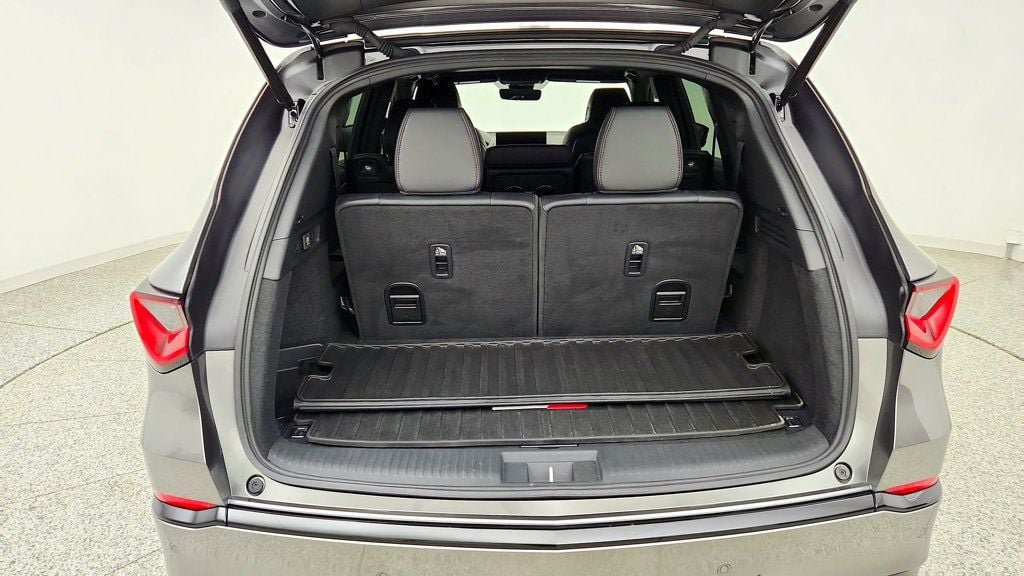 Used 2023 Acura MDX Type S AWD/4WD image 23