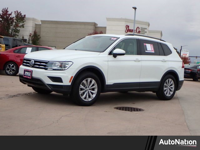 Used 2019 Volkswagen Tiguan SE w/ Panoramic Sunroof Package