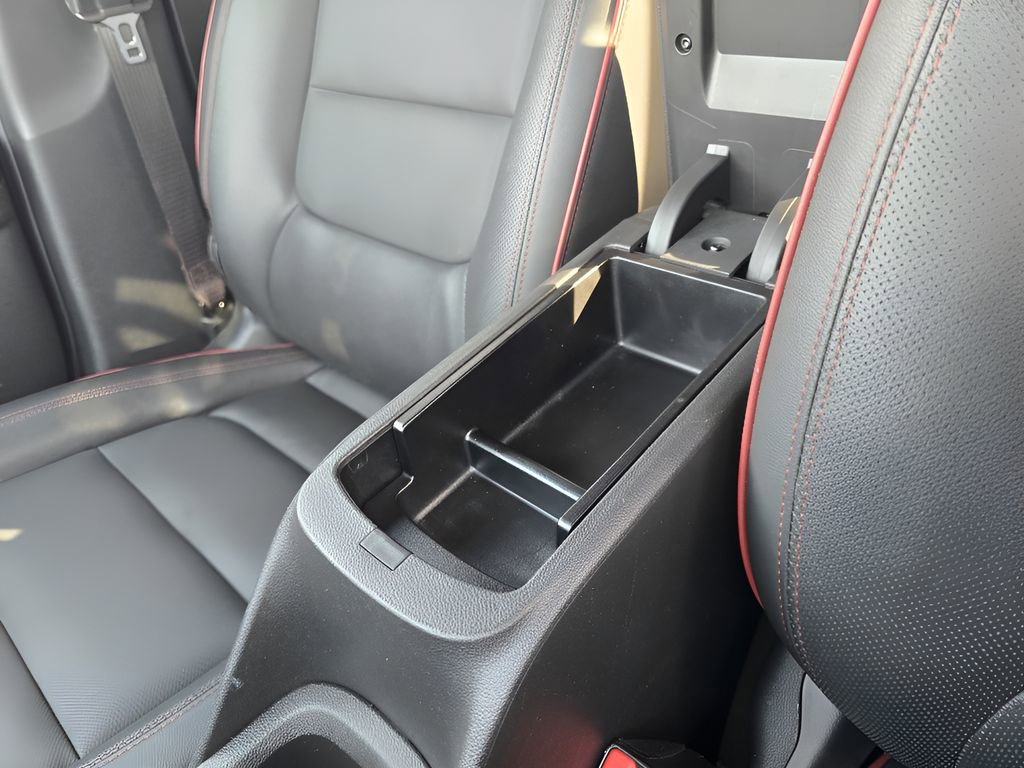 Used 2024 Chevrolet TrailBlazer RS w/ Driver Confidence Package image 30