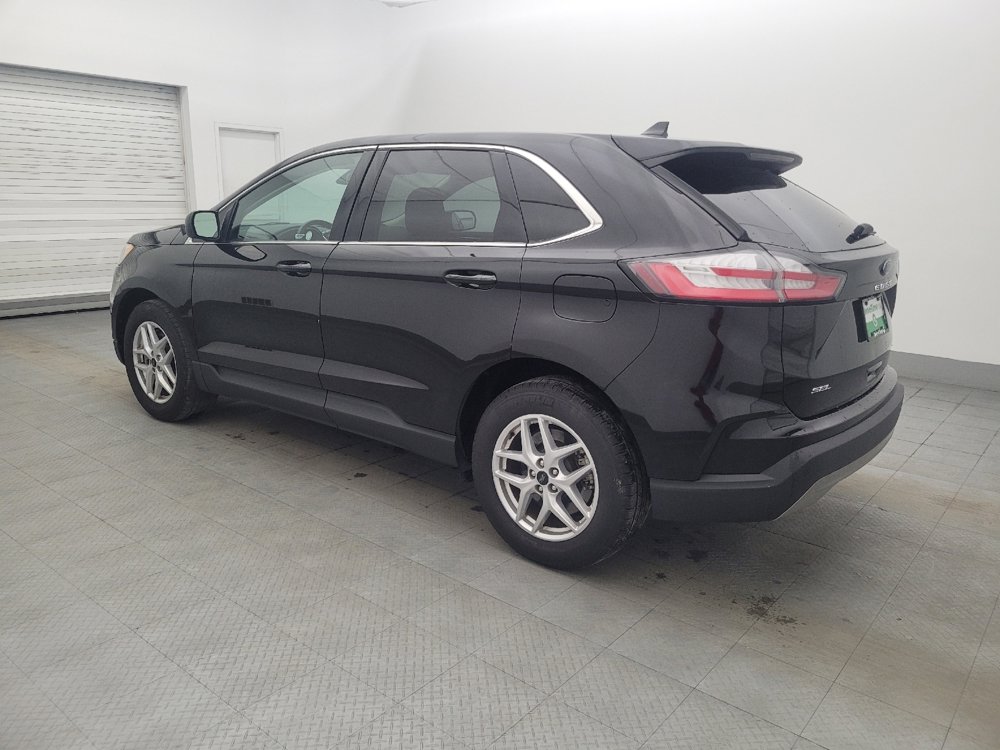 Used 2024 Ford Edge SEL image 3