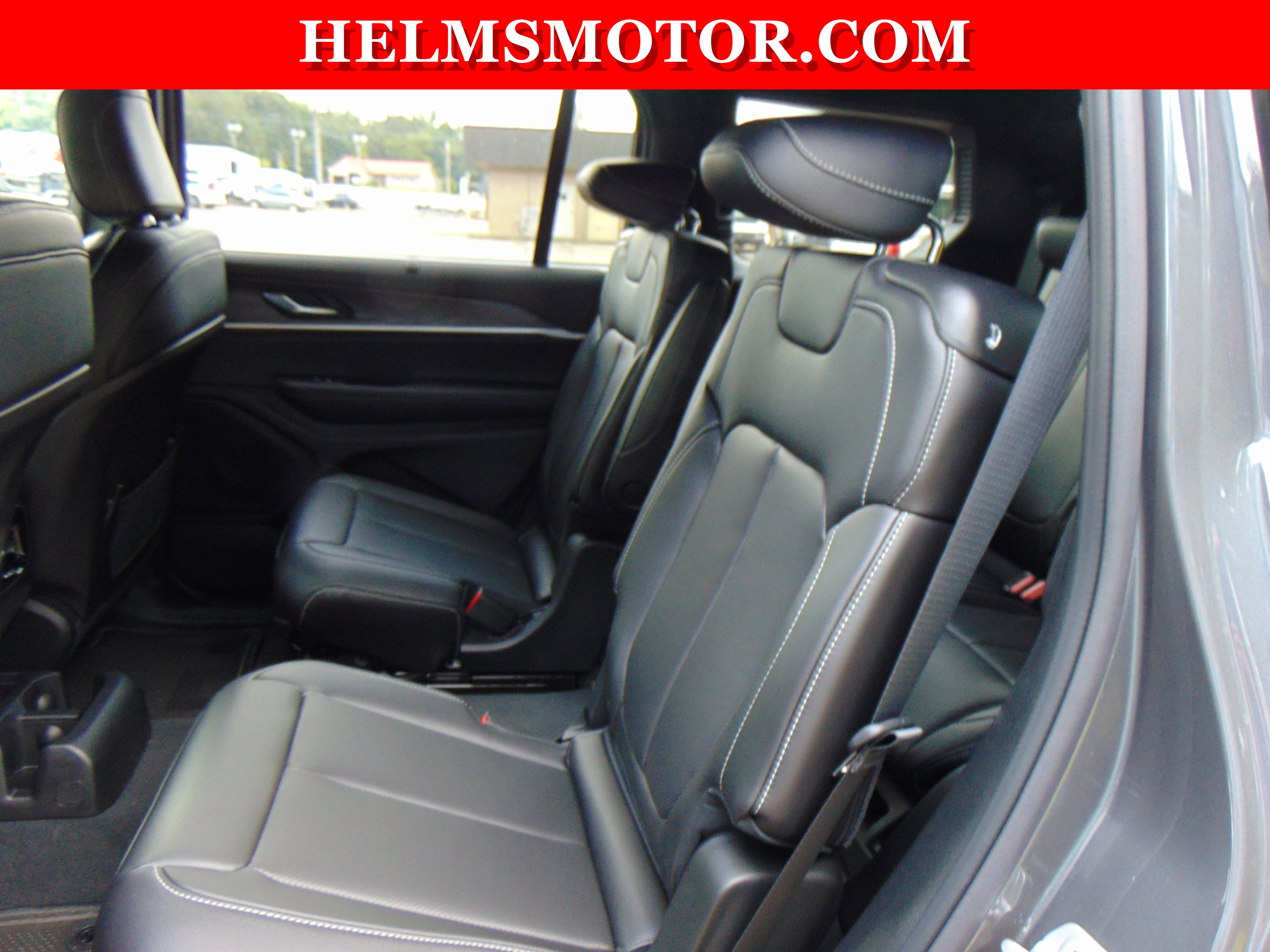 Certified 2024 Jeep Grand Cherokee L Limited w/ Luxury Tech Group II image 35