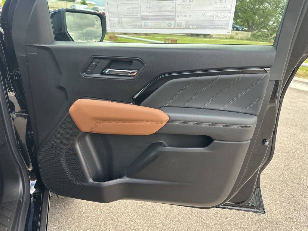 New 2026 GMC Canyon AT4 w/ Nightfall Essentials Package image 13