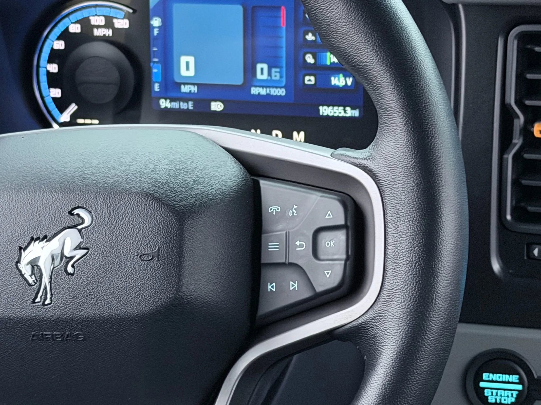 Used 2022 Ford Bronco Badlands image 26