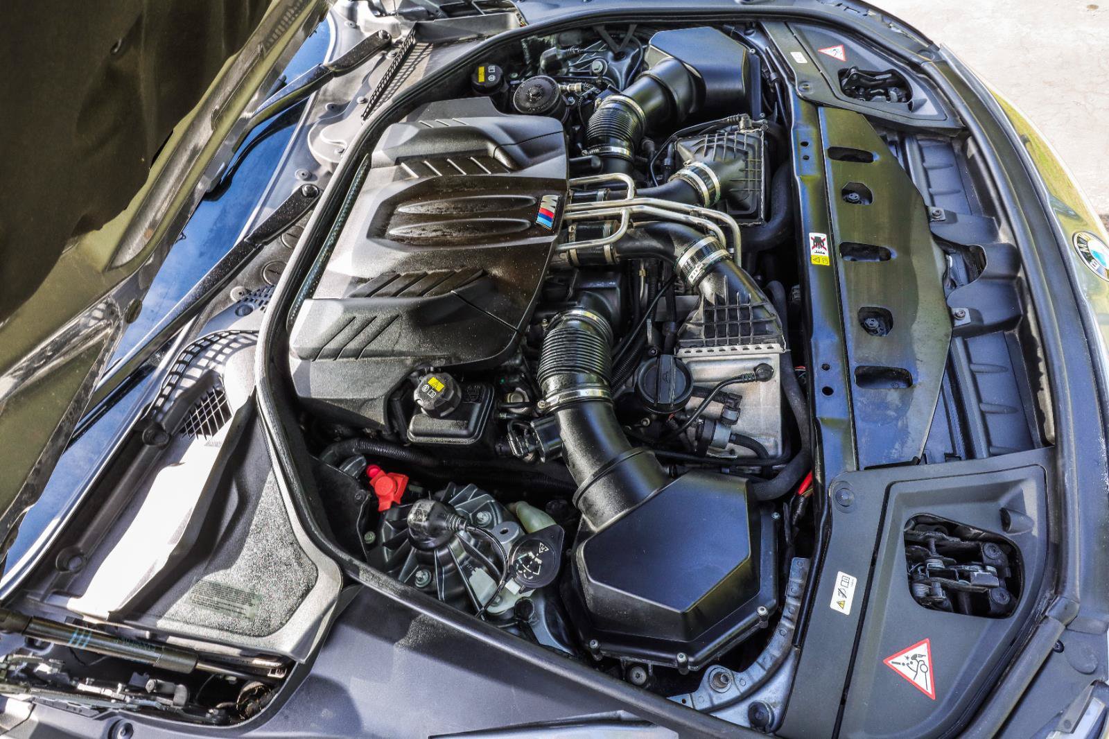 Used 2015 BMW M5 RWD image 20