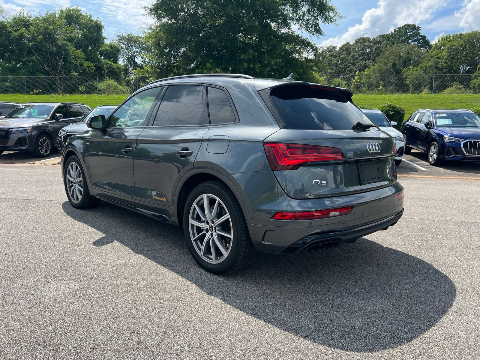 Used 2023 Audi Q5 e Prestige w/ Prestige Package AWD/4WD image 8