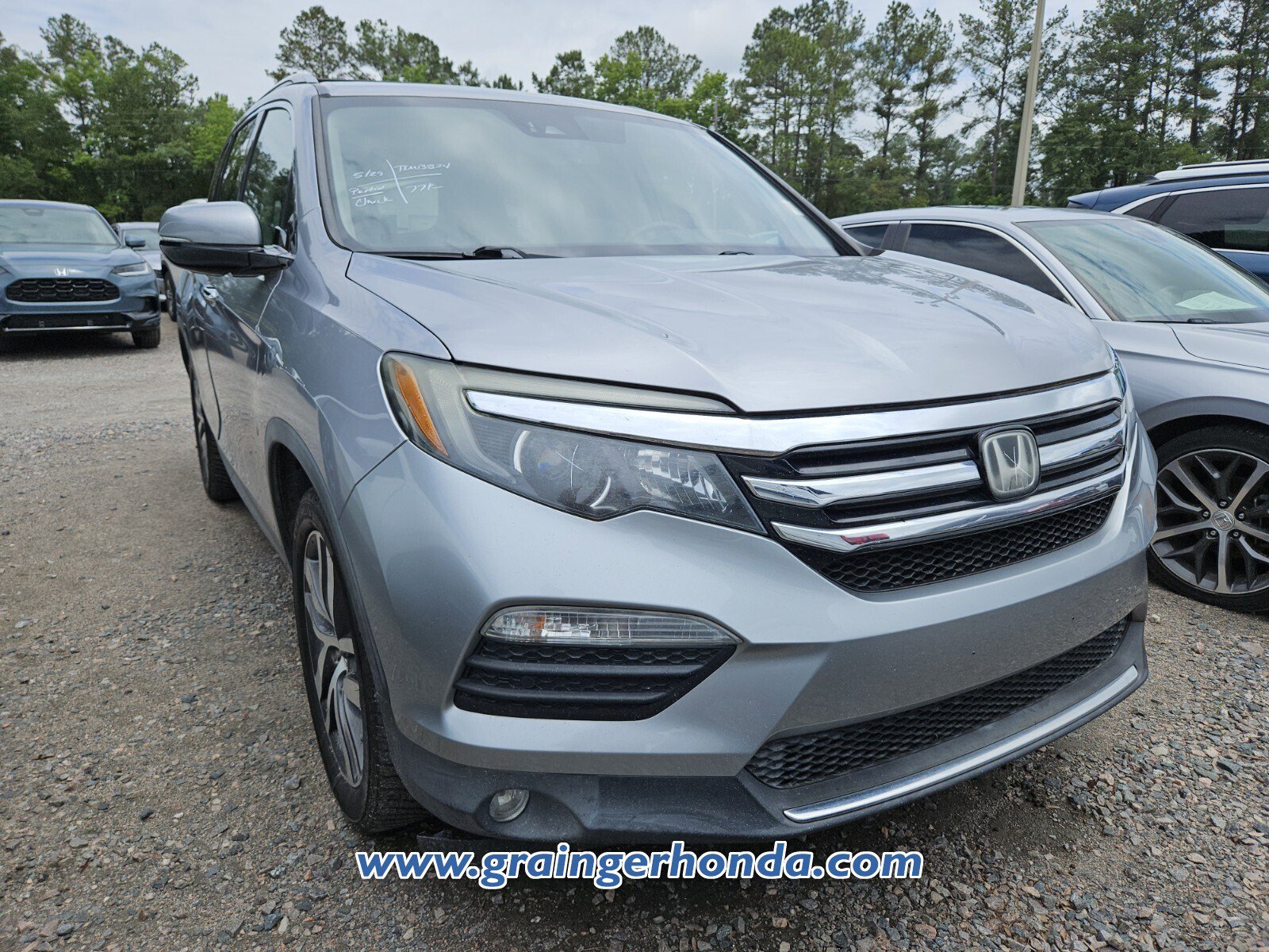Used 2017 Honda Pilot Elite image 3