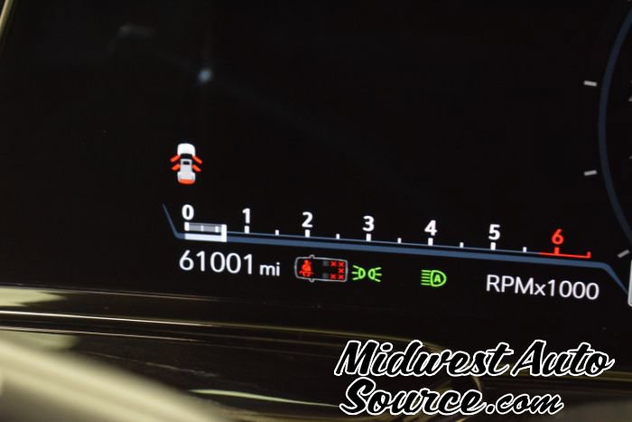 Used 2023 Cadillac Escalade ESV Sport w/ LPO, Illumination Package image 20