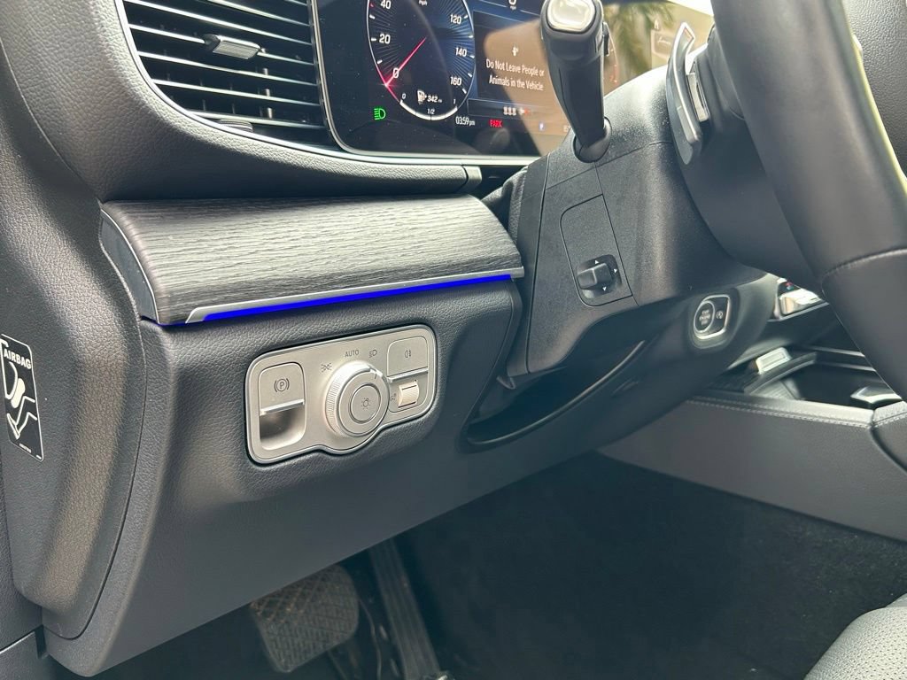 Used 2025 Mercedes-Benz GLE 350 4MATIC image 18