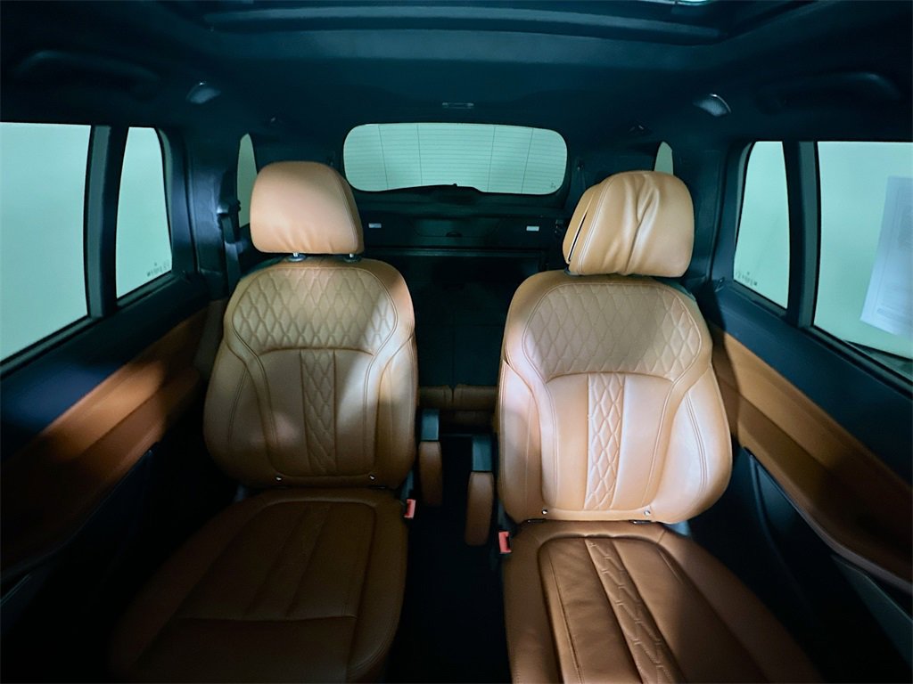 Used 2019 BMW X7 xDrive50i w/ Dynamic Handling Package image 13