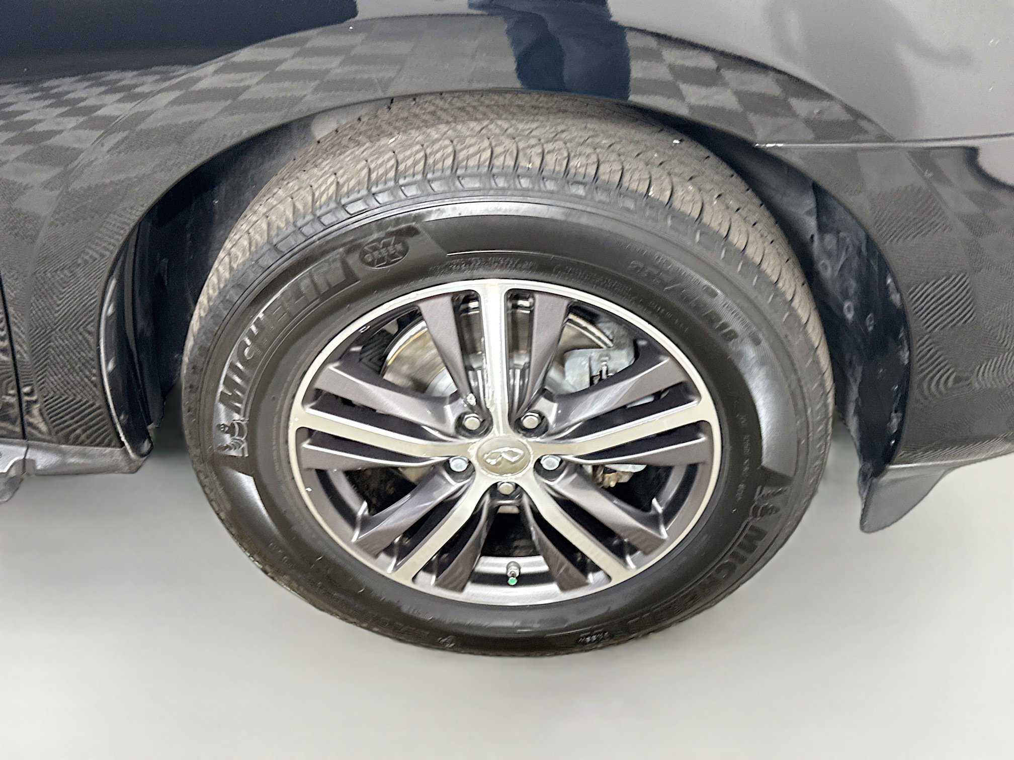 Used 2019 INFINITI QX60 Pure image 32