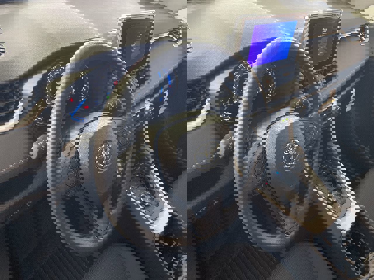 New 2025 Toyota RAV4 LE image 11