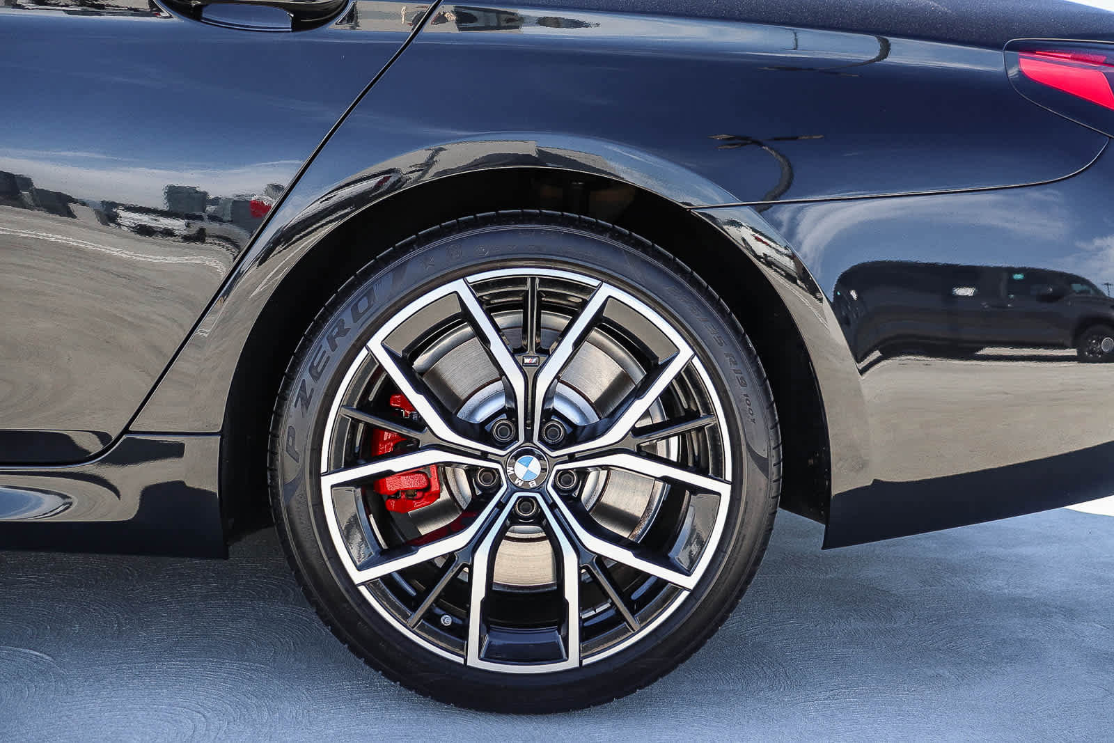 Used 2023 BMW 540i w/ M Sport Package image 13