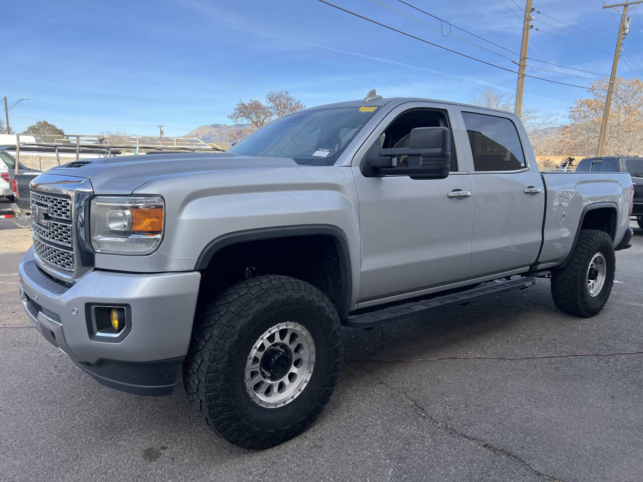 Used 2019 GMC Sierra 3500 Denali w/ Duramax Plus Package image 4