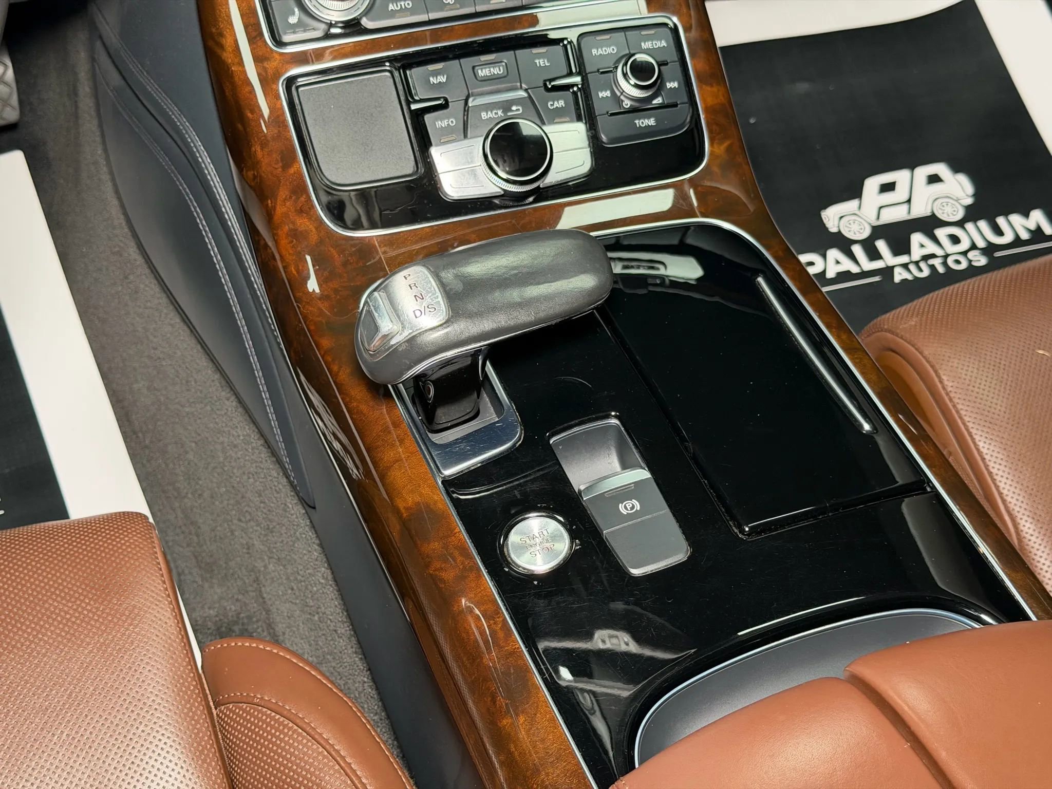 Used 2015 Audi A8 L 4.0T w/ Premium Package image 33