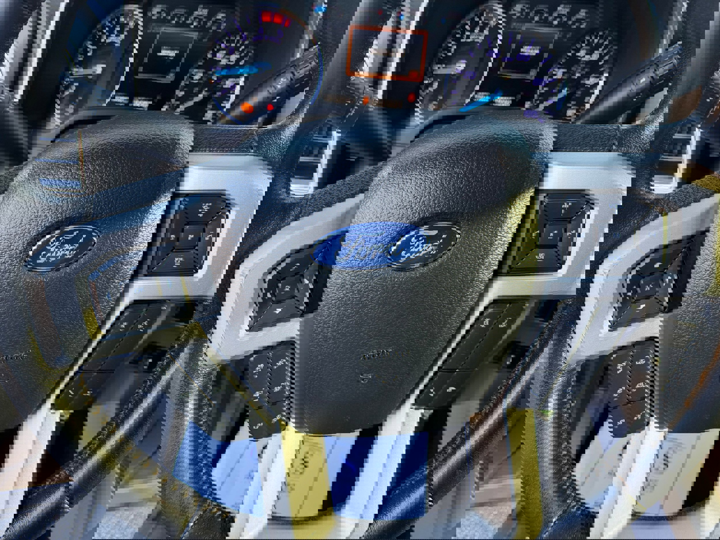 Used 2019 Ford F250 Lariat w/ Chrome Package image 22