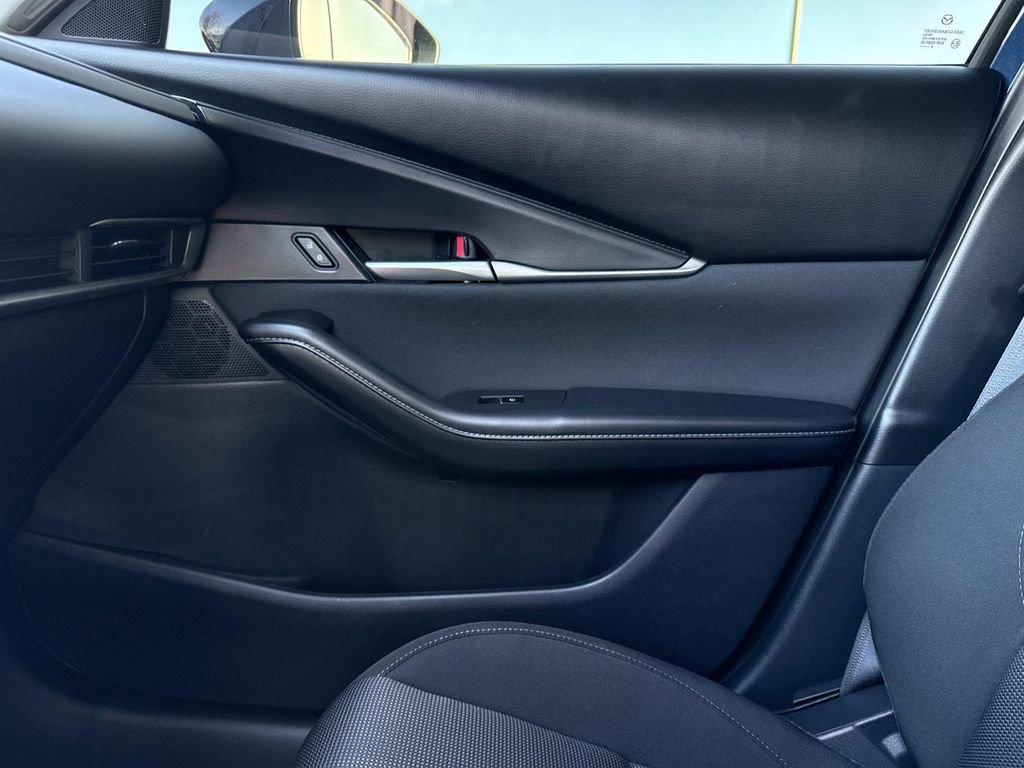 Certified 2025 MAZDA CX-30 AWD 2.5 S image 27