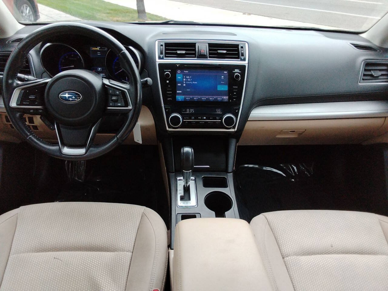 Used 2019 Subaru Outback 2.5i Premium AWD/4WD image 9
