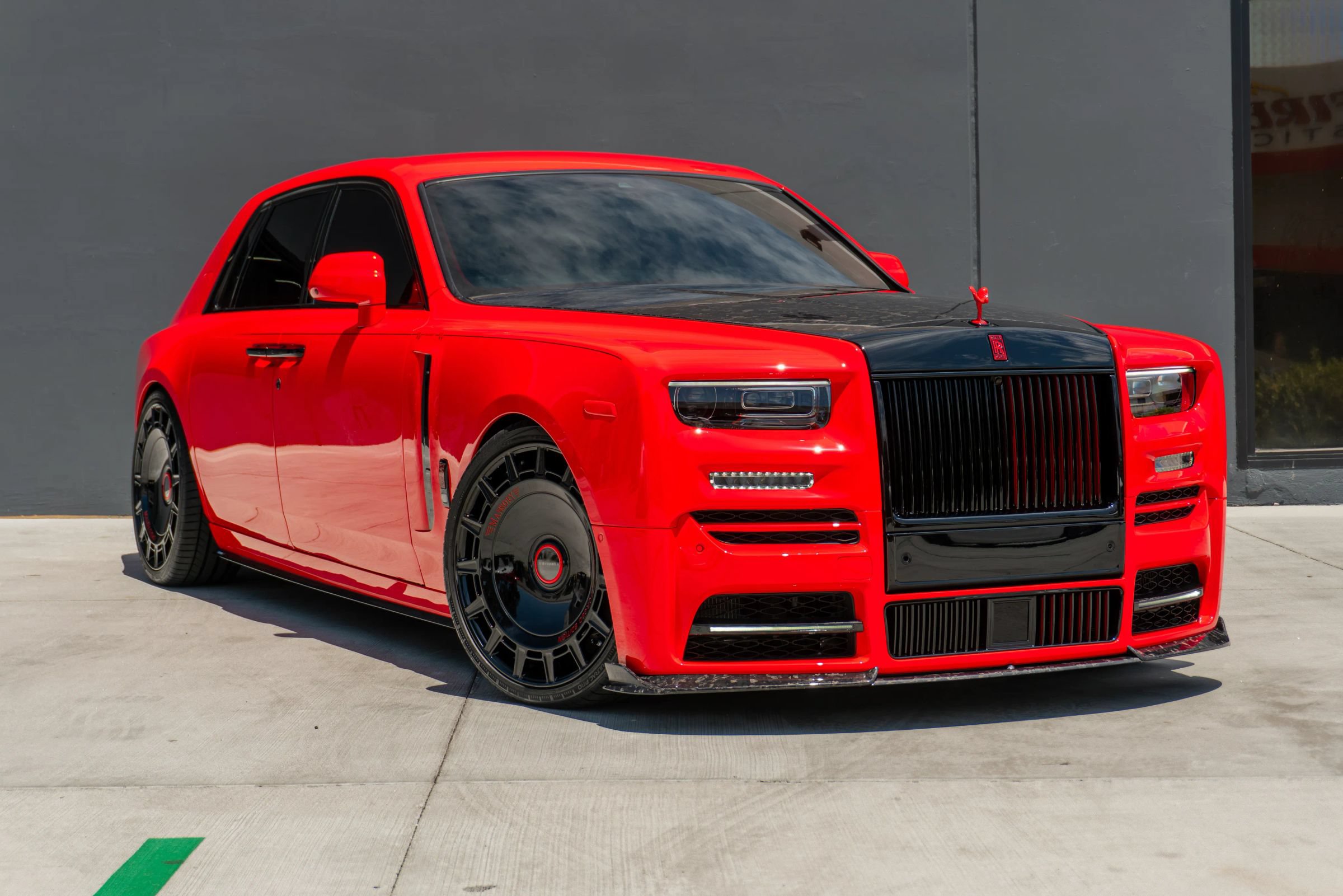 Used 2027 Rolls-Royce Phantom Sedan RWD image 5