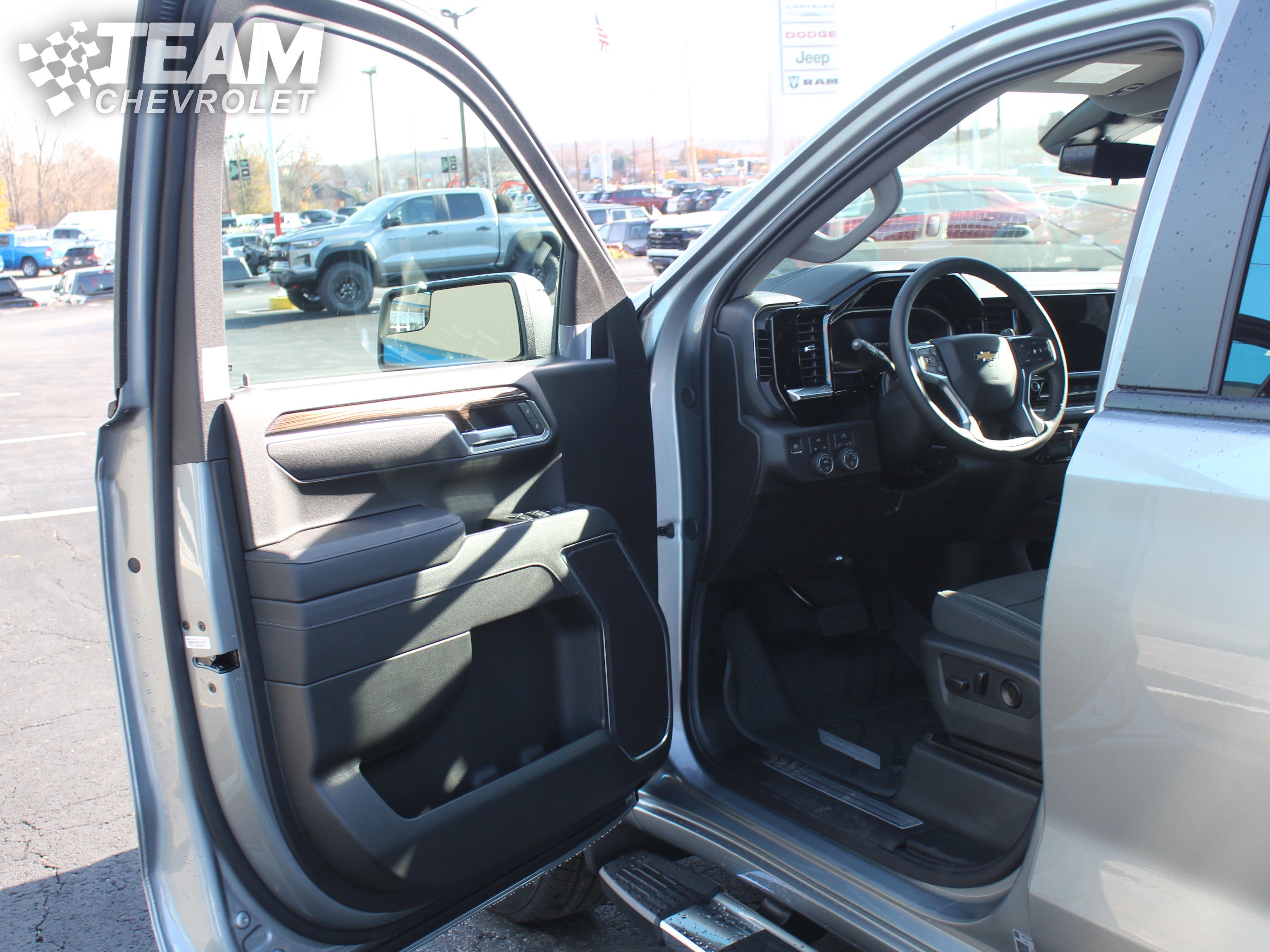 New 2026 Chevrolet Silverado 1500 LT w/ Protection Package image 9