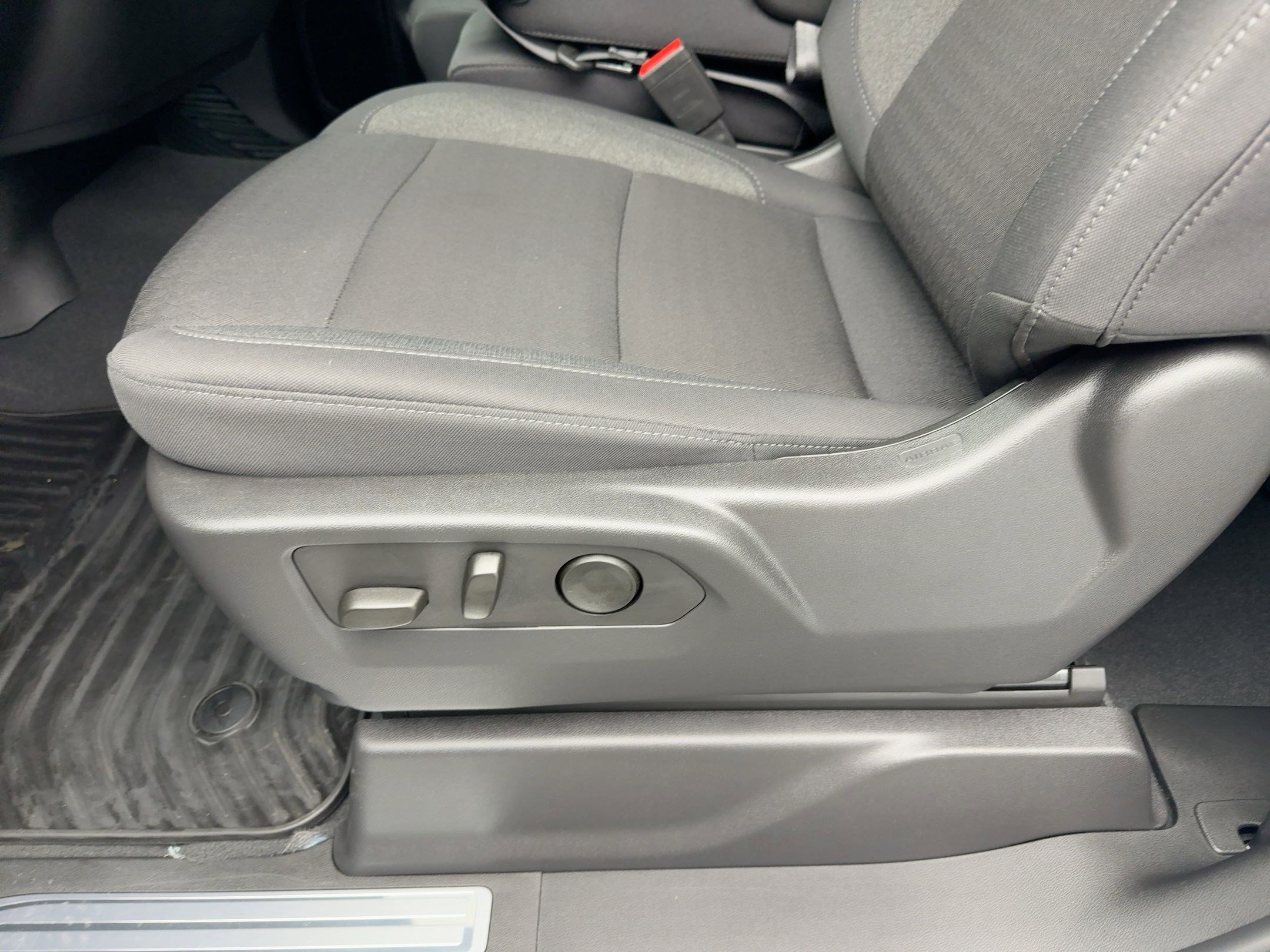 Certified 2025 GMC Sierra 2500 SLE w/ SLE Convenience Package image 14