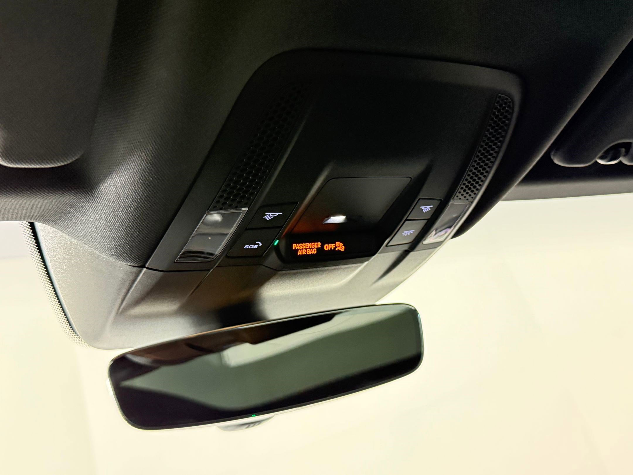 Used 2022 Porsche Taycan 4 Cross Turismo image 22