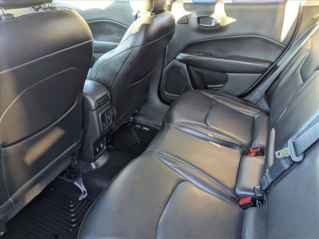 Used 2018 Jeep Compass Limited w/ Navigation Group image 18