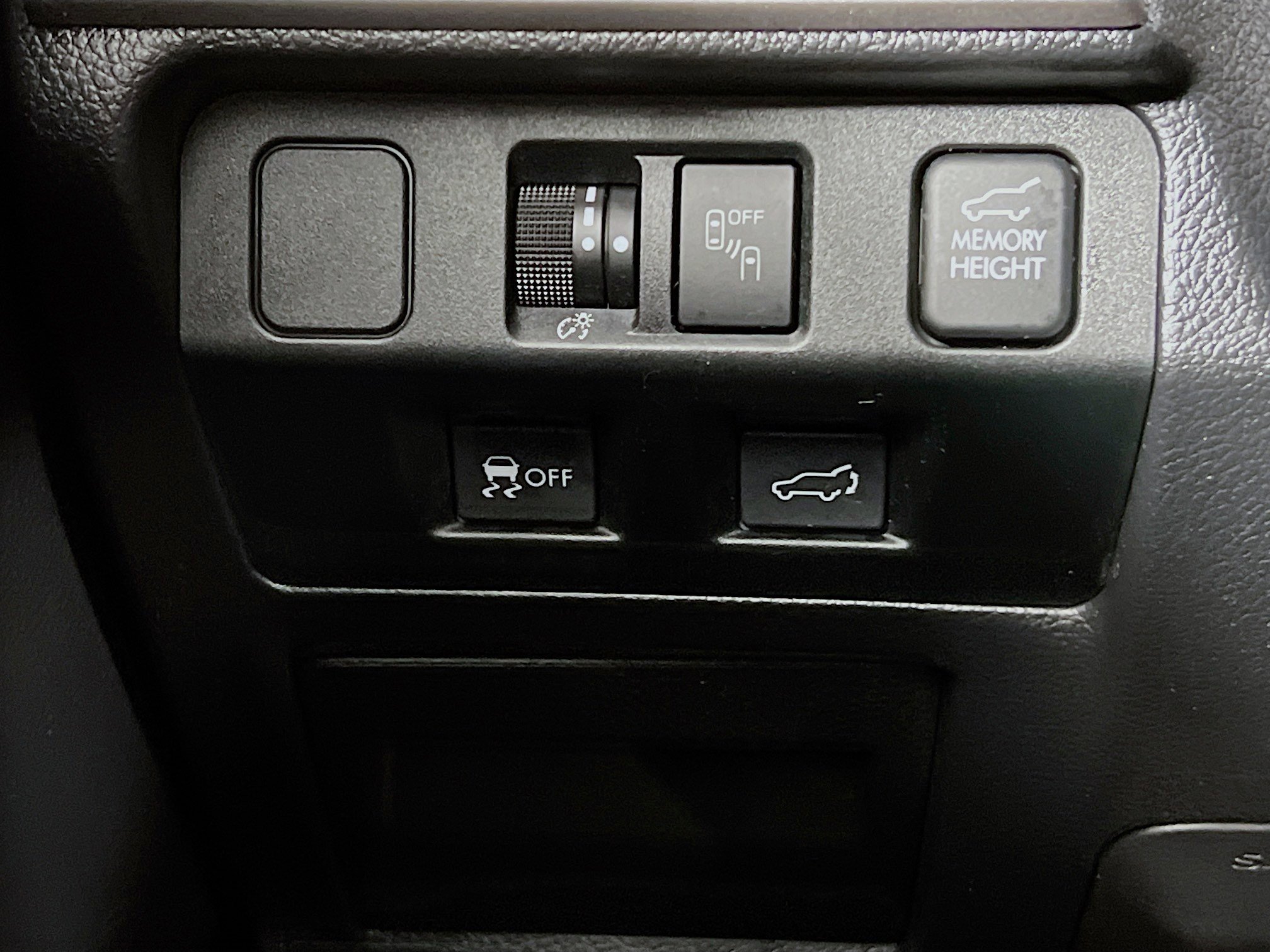 Used 2017 Subaru Forester 2.5i Limited w/ Popular Package #2 image 13