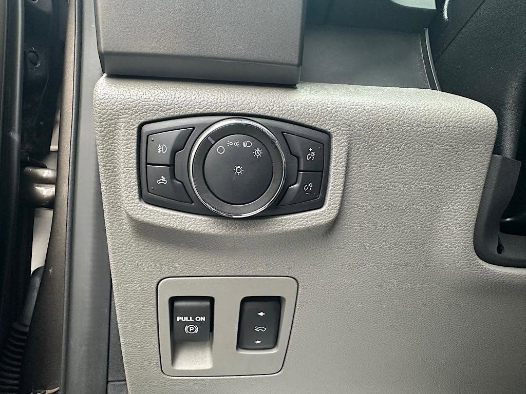 Used 2020 Ford F150 XLT w/ Equipment Group 301A Mid image 17