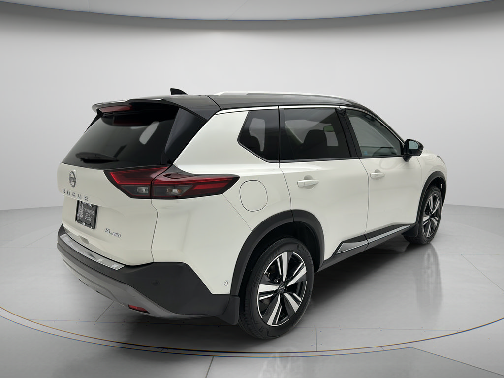 Used 2023 Nissan Rogue SL w/ SL Premium Package AWD/4WD image 5