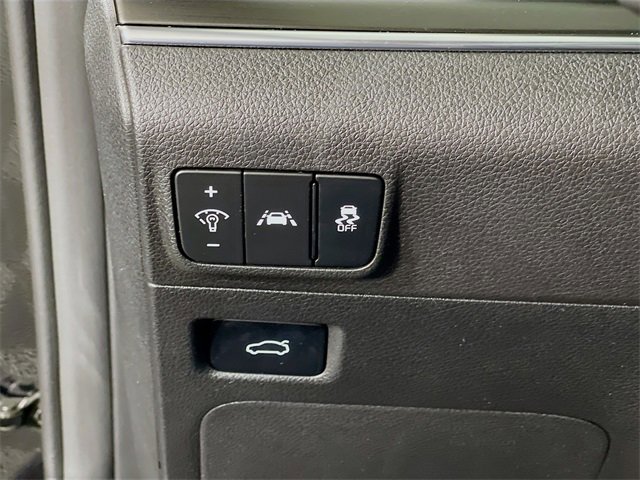 Used 2023 Kia K5 GT image 11